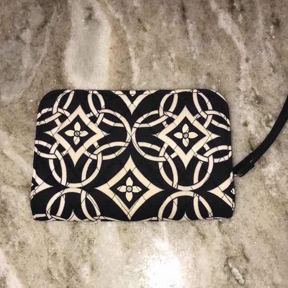 Vera Bradley wristlet - Picture 2 of 4